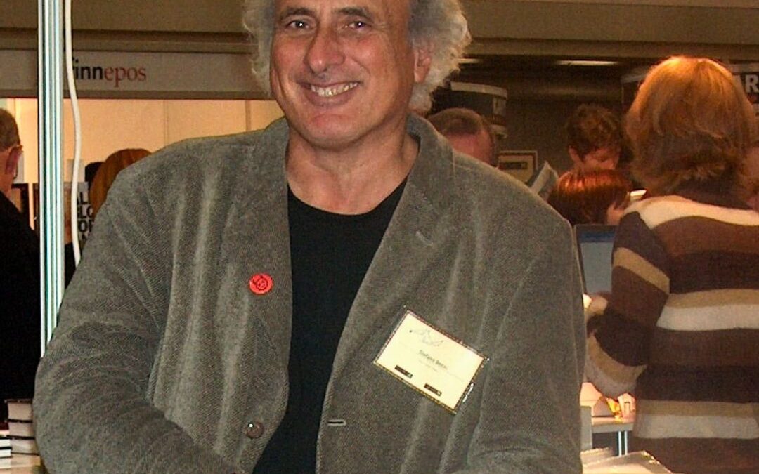 Addio a Stefano Benni (1947-2025): un Lupo che ulula alla vita